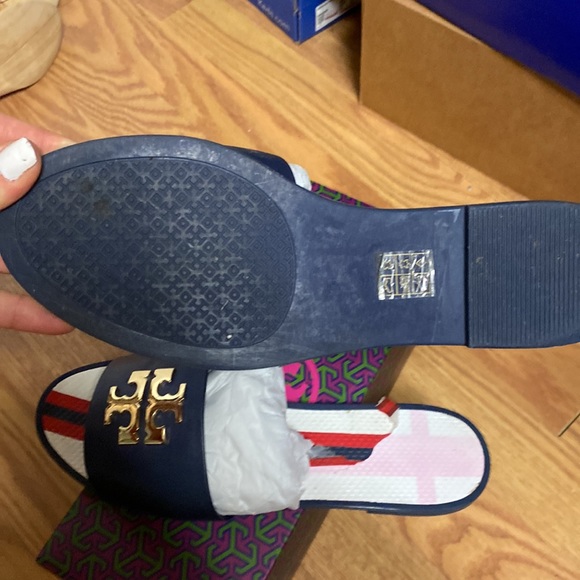 Tory burch eleanor slide sandals gold logo - Picture 3 of 5